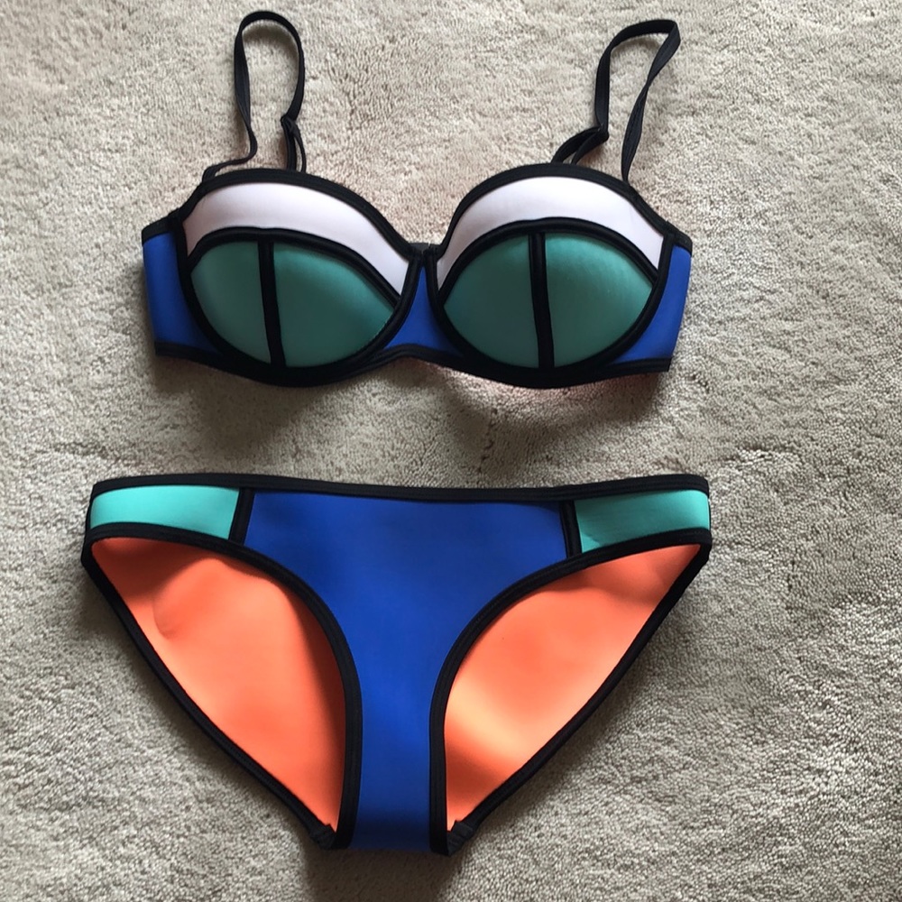 Triangl Bikini swim suit